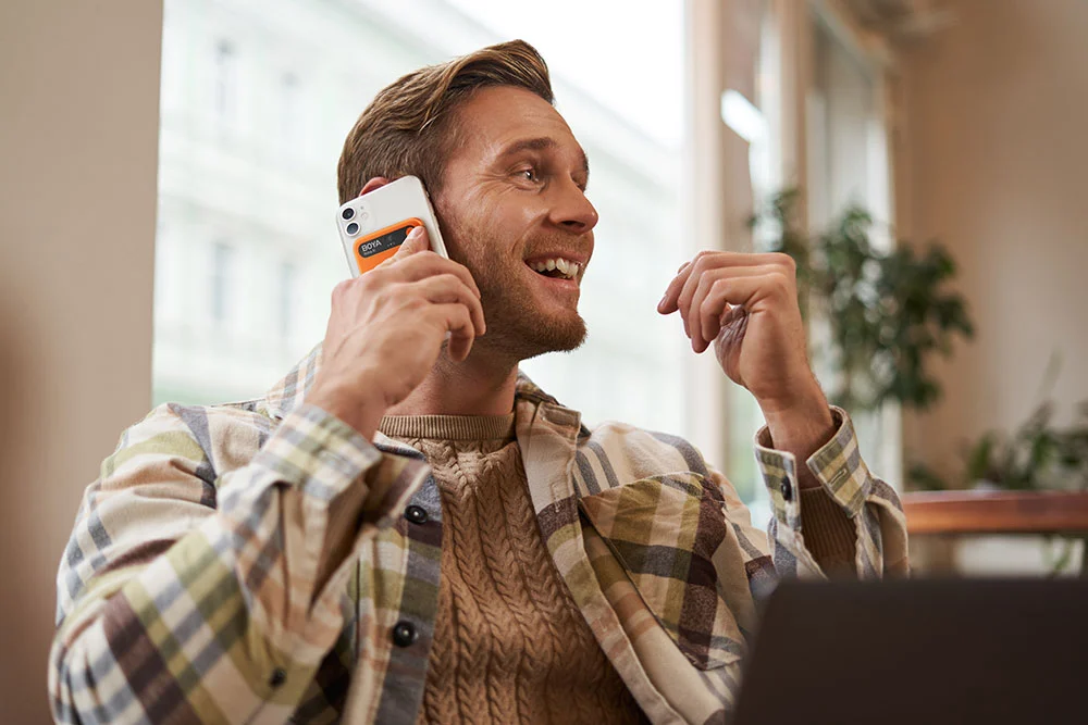 Grabación en múltiples contextos: Cómo las grabadoras de voz con IA se convierten en el "segundo cerebro" de un profesional